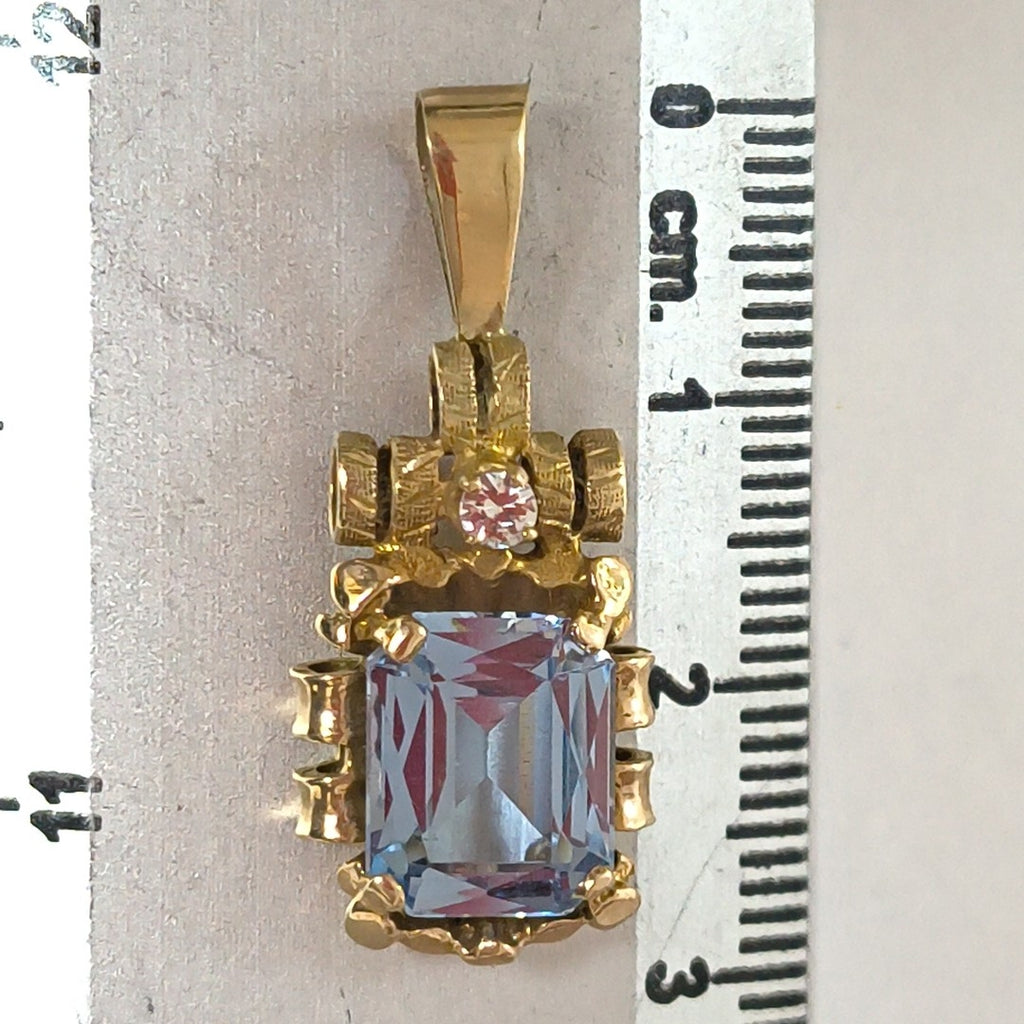 DIJE ORO 10 K 3,10 GRMS (SEMINUEVO)