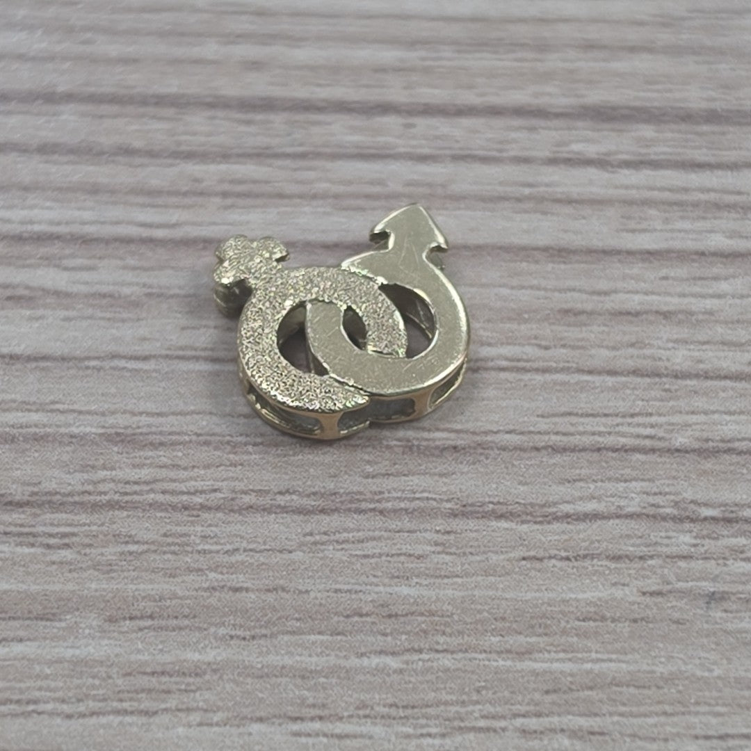 DIJE ORO 18 K 1.5 GRMS (SEMINUEVO)