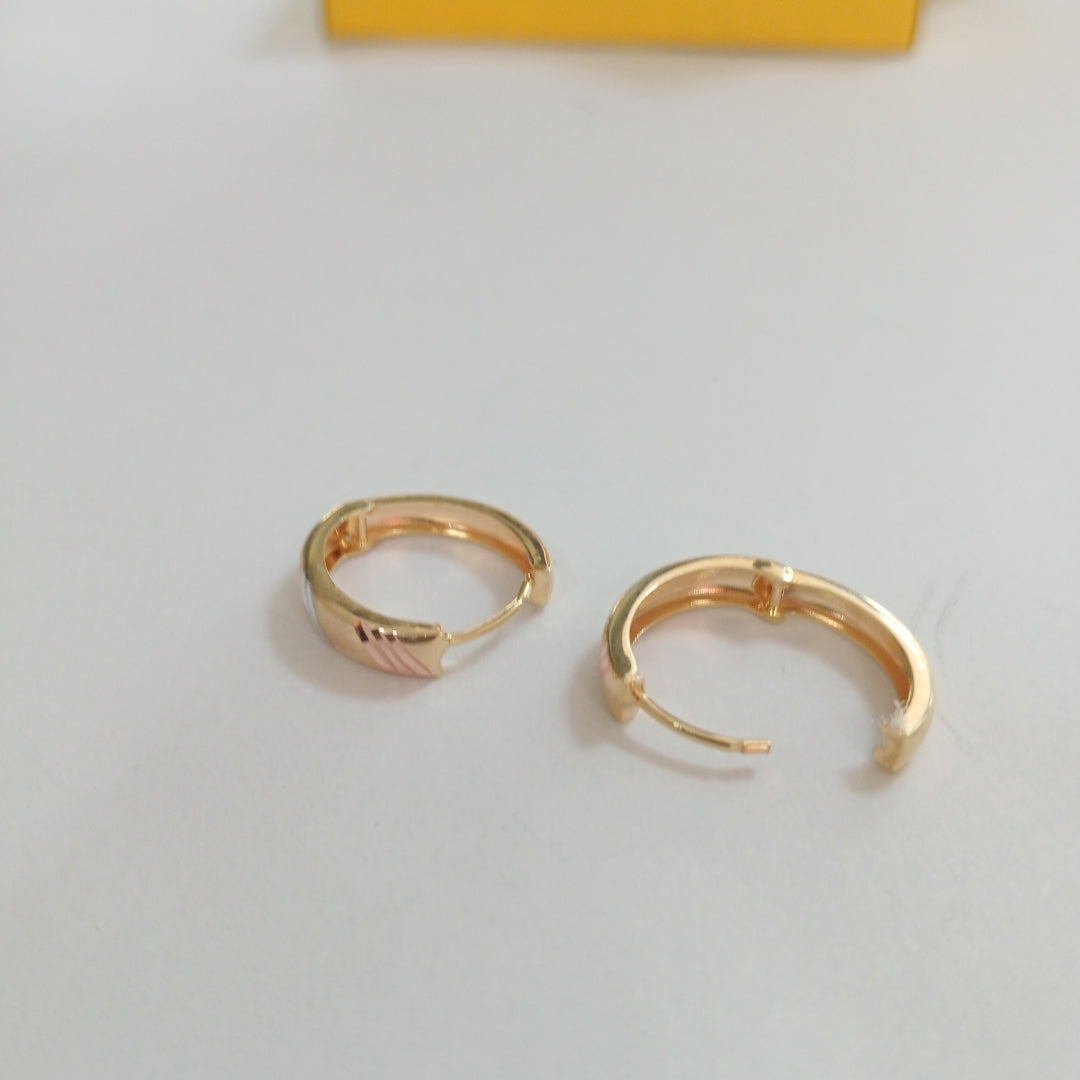 HUGGIES ORO 14K 1.7 (NUEVO)