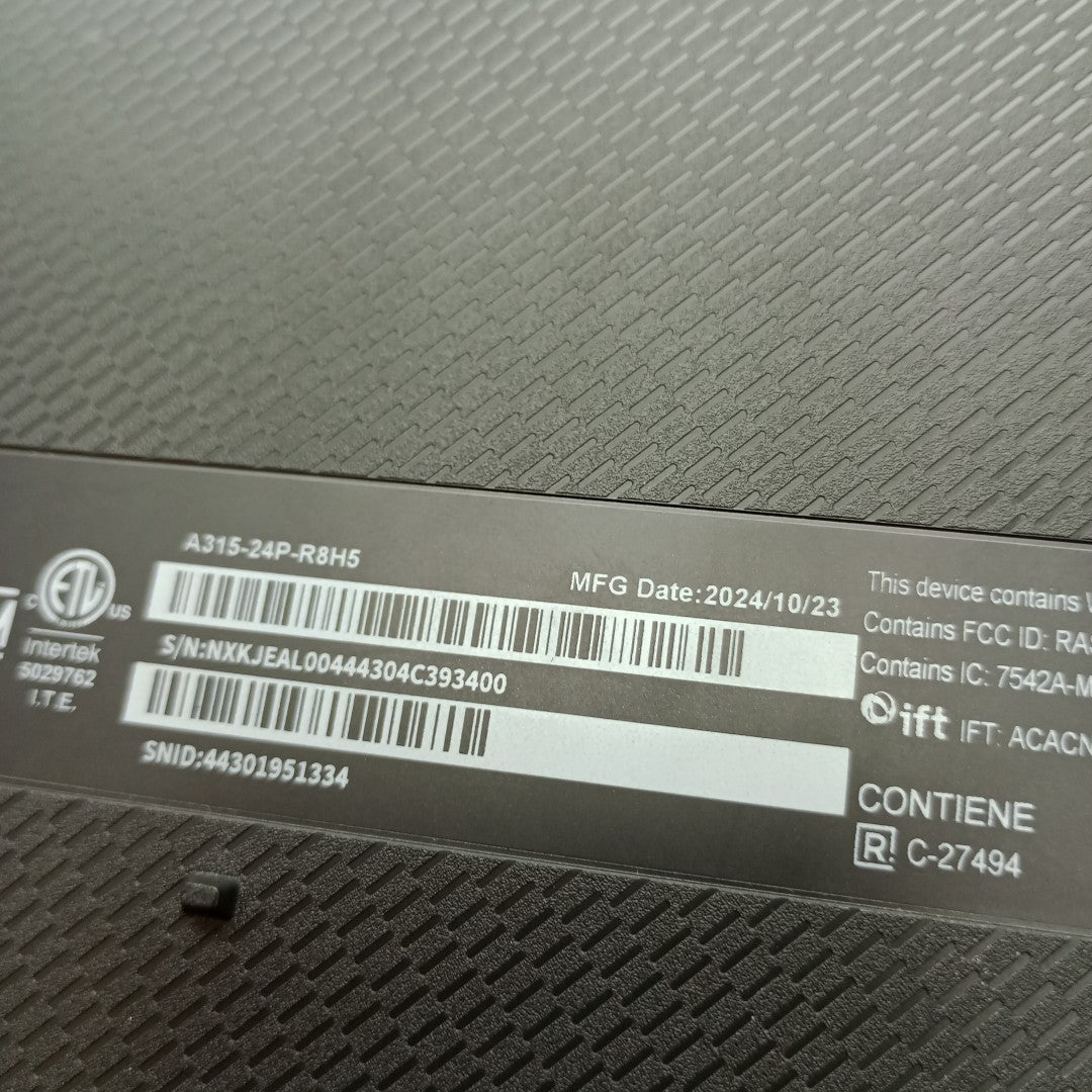 LAPTOP ACER ASPIRE 3 A315-24P-R8H5 (2024) 512 GB SSD 8 GB RAM (SEMINUEVO)