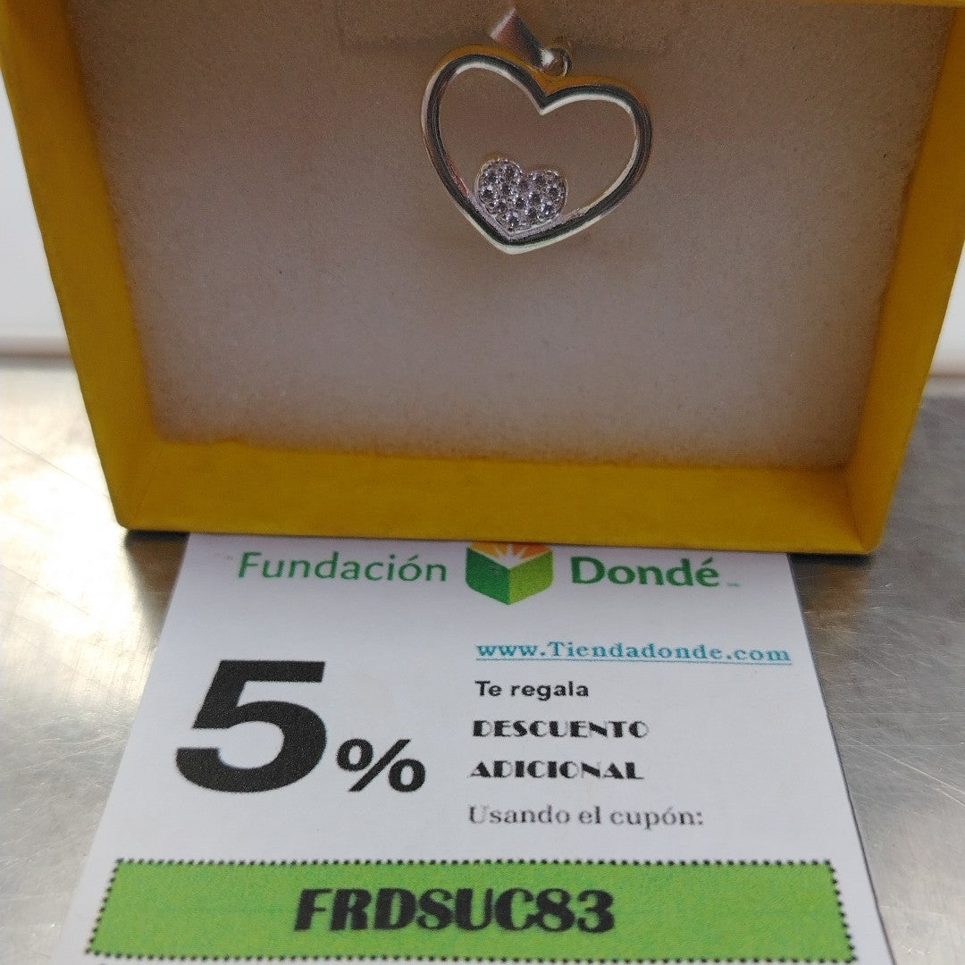 DIJE CORAZON C/CIRCONIAS PLATA .925 2.6 GR (NUEVO)