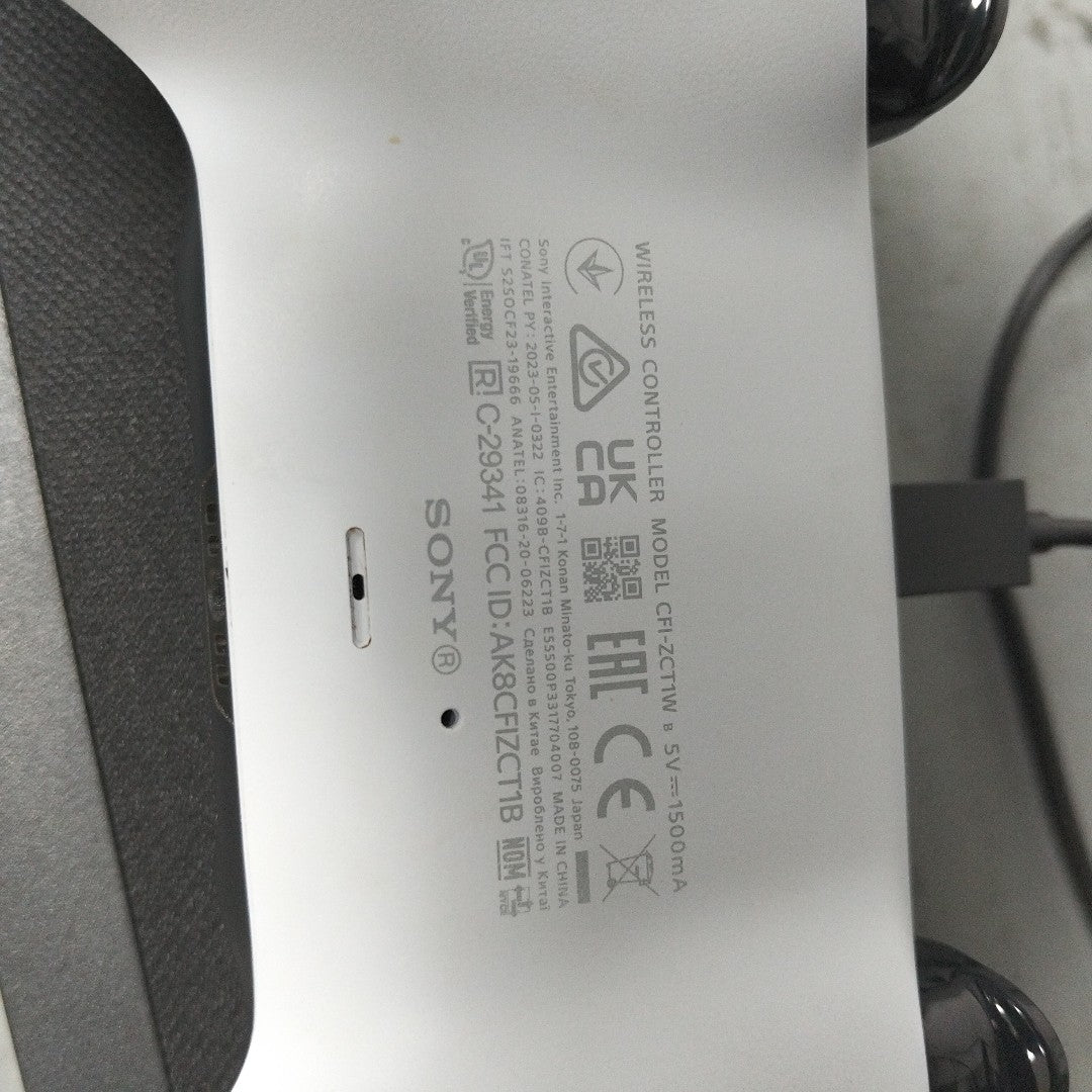 CONSOLA DE VIDEOJUEGO SONY PS5 825 SSD (SEMINUEVO)