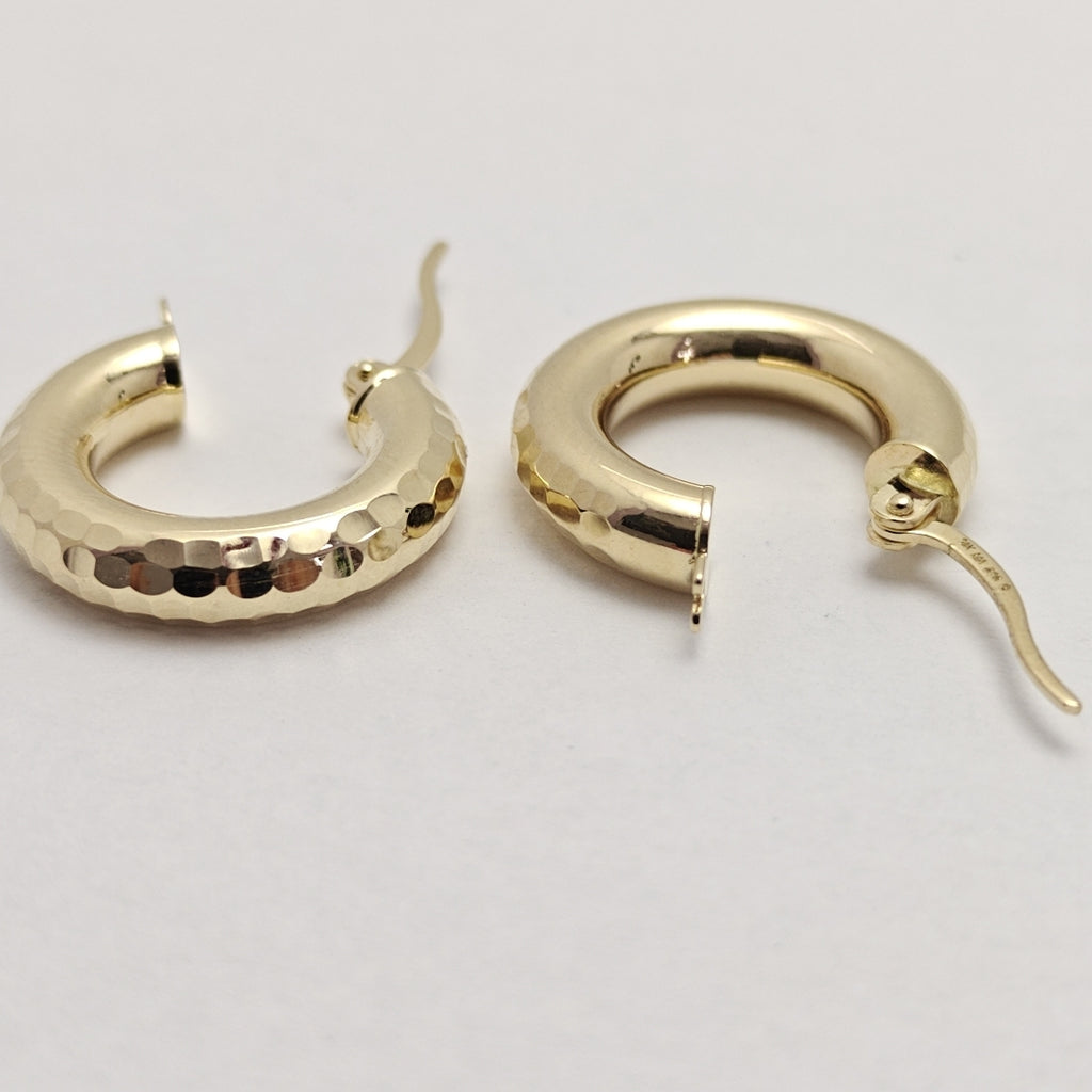 HUGGIES ORO 14K 1.9 (NUEVO)