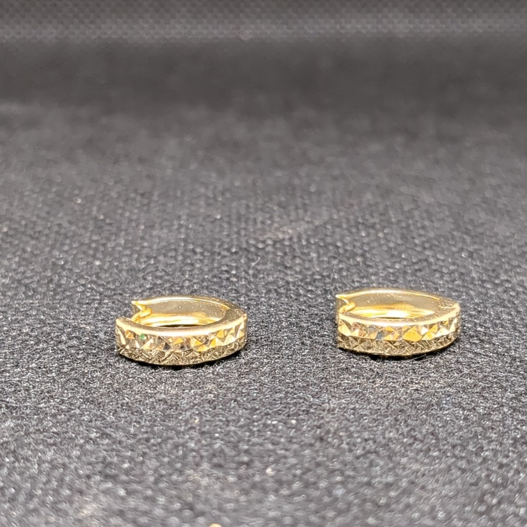 HUGGIES ORO 14K 1.2 (NUEVO)