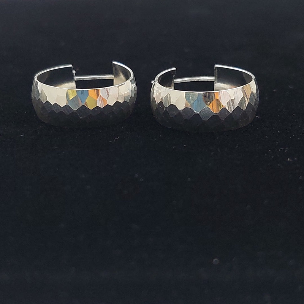 ARETES ARRACADAS FACETADAS PLATA .925 3 GR (NUEVO)