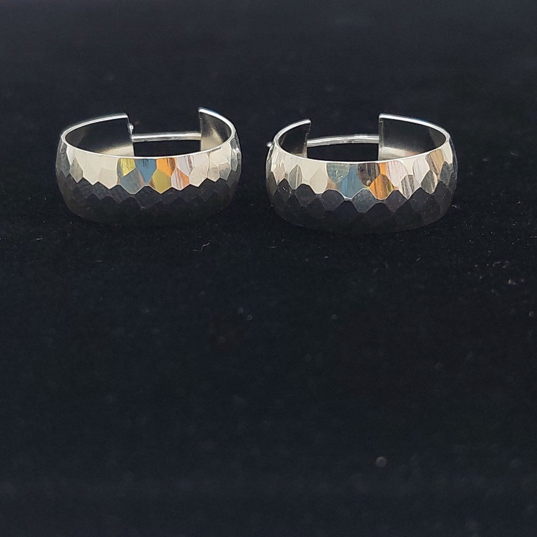 ARETES ARRACADAS FACETADAS PLATA .925 3 GR (NUEVO)