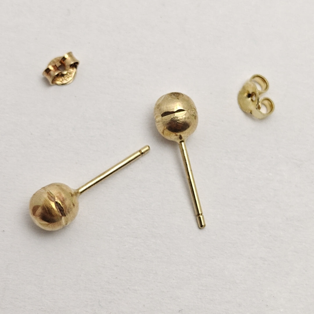BROQUELES PAR ORO 14 K 0,90 GRMS (SEMINUEVO)