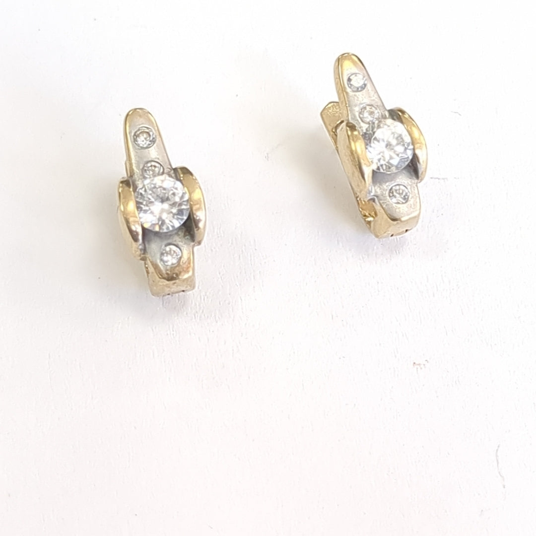 ARETES PAR ORO 10 K 4,30 GRMS (SEMINUEVO)