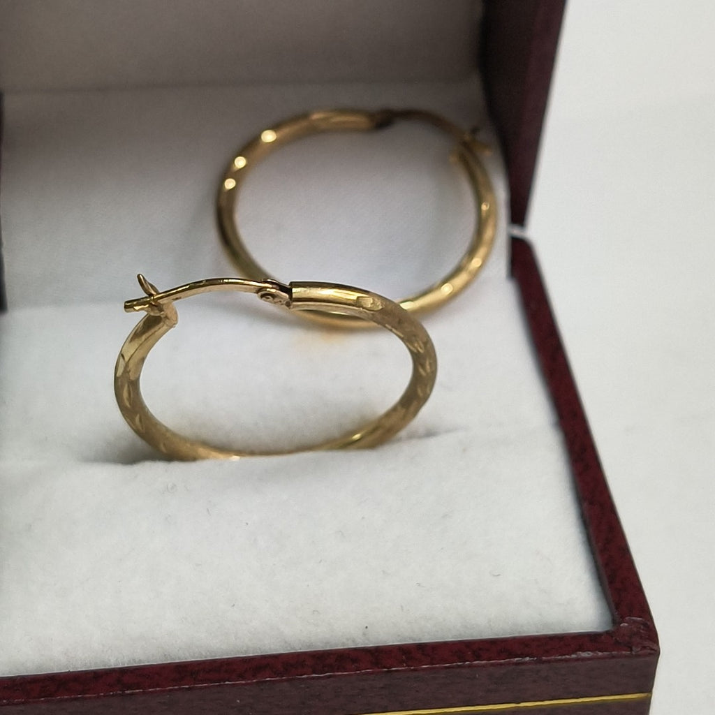 ARRACADAS PAR ORO 10 K 2.3 GRMS (SEMINUEVO)
