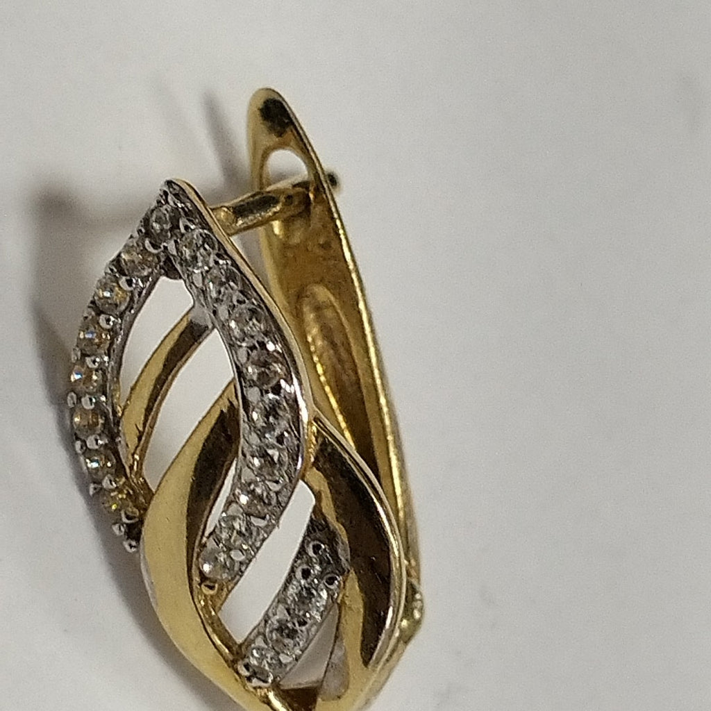 ARETES PAR ORO 14 K 2.7 GRMS (SEMINUEVO)
