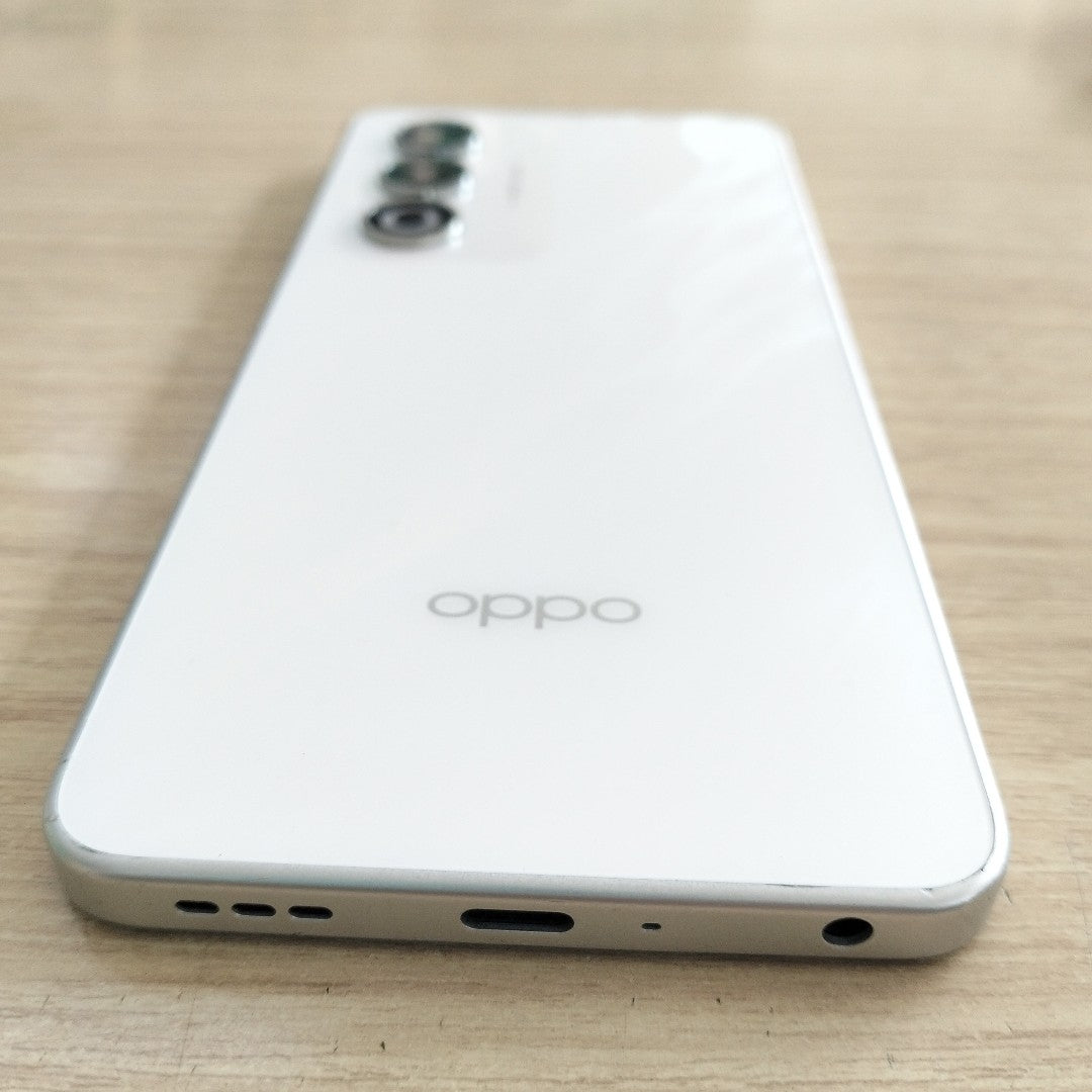 CELULAR OPPO A5 CPH2727 (2025) 256 GB 4 GB RAM (SEMINUEVO)