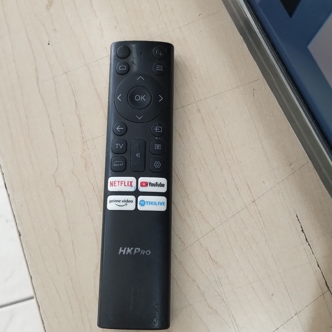 PANTALLA HKPRO HKP40SM11 (2022) 40" LED FULL HD (SEMINUEVO)