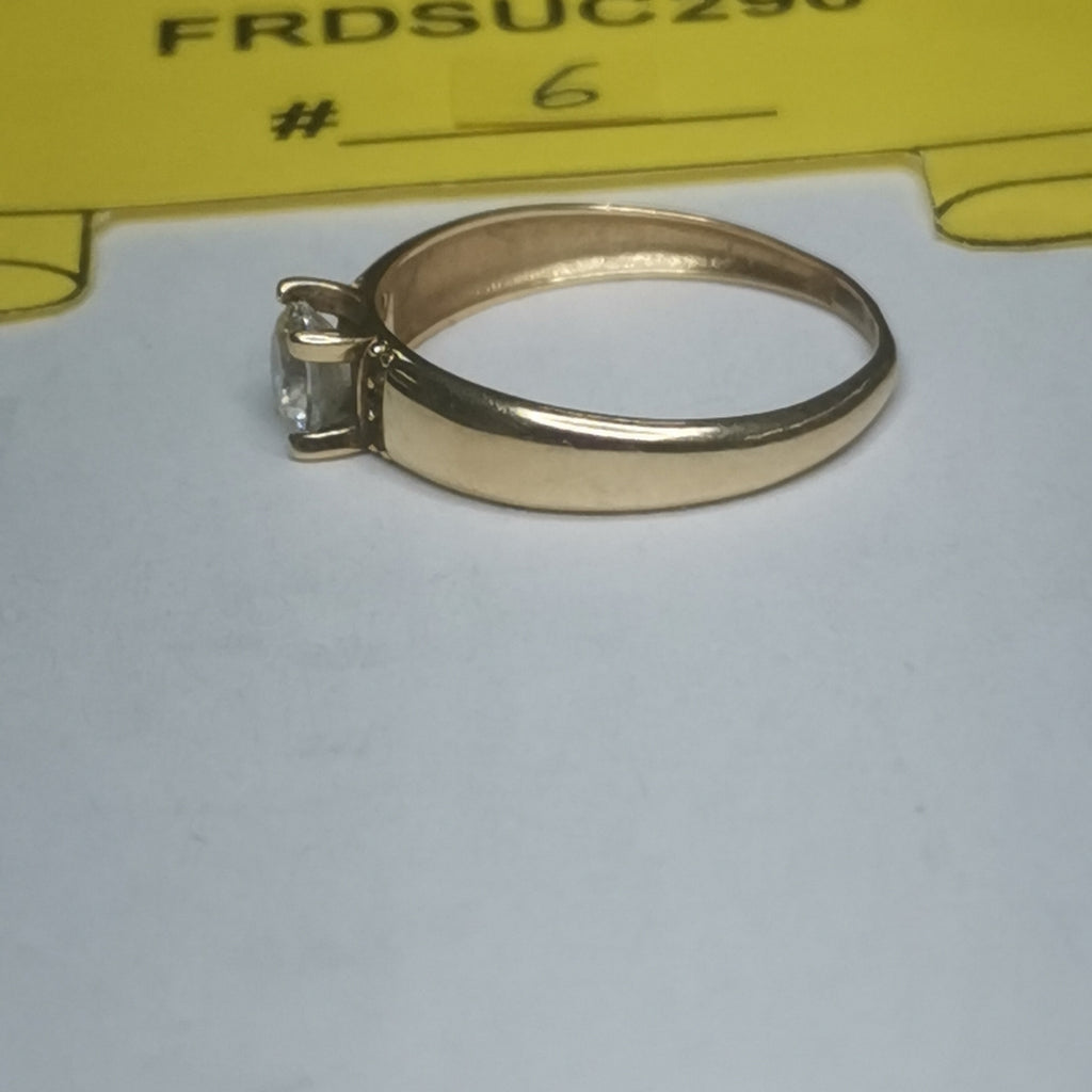 SOLITARIO ORO 14 K 1.5 GRMS (SEMINUEVO)