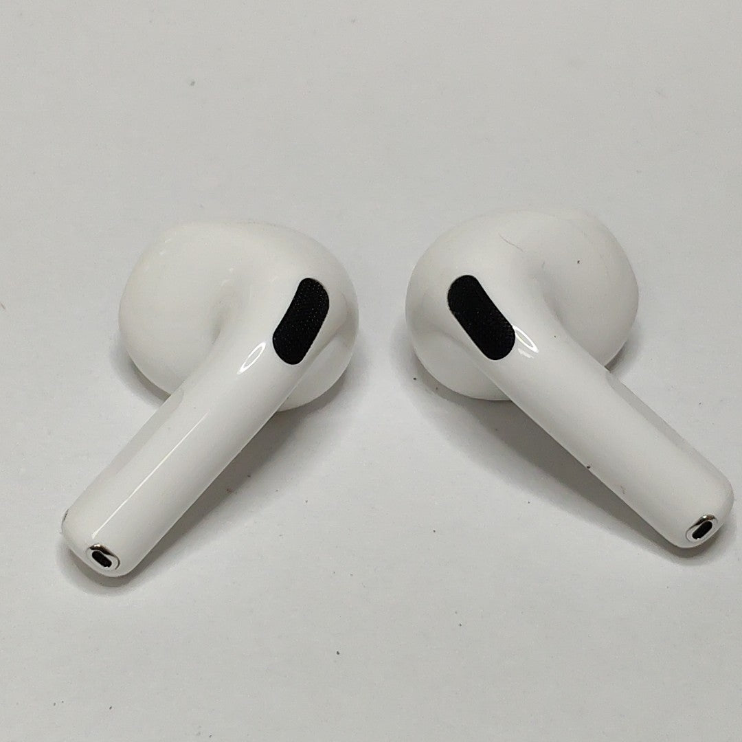 AUDIFONOS APPLE AIRPODS 4 A3050/A3053 INALAMBRICO IN EAR (SEMINUEVO)