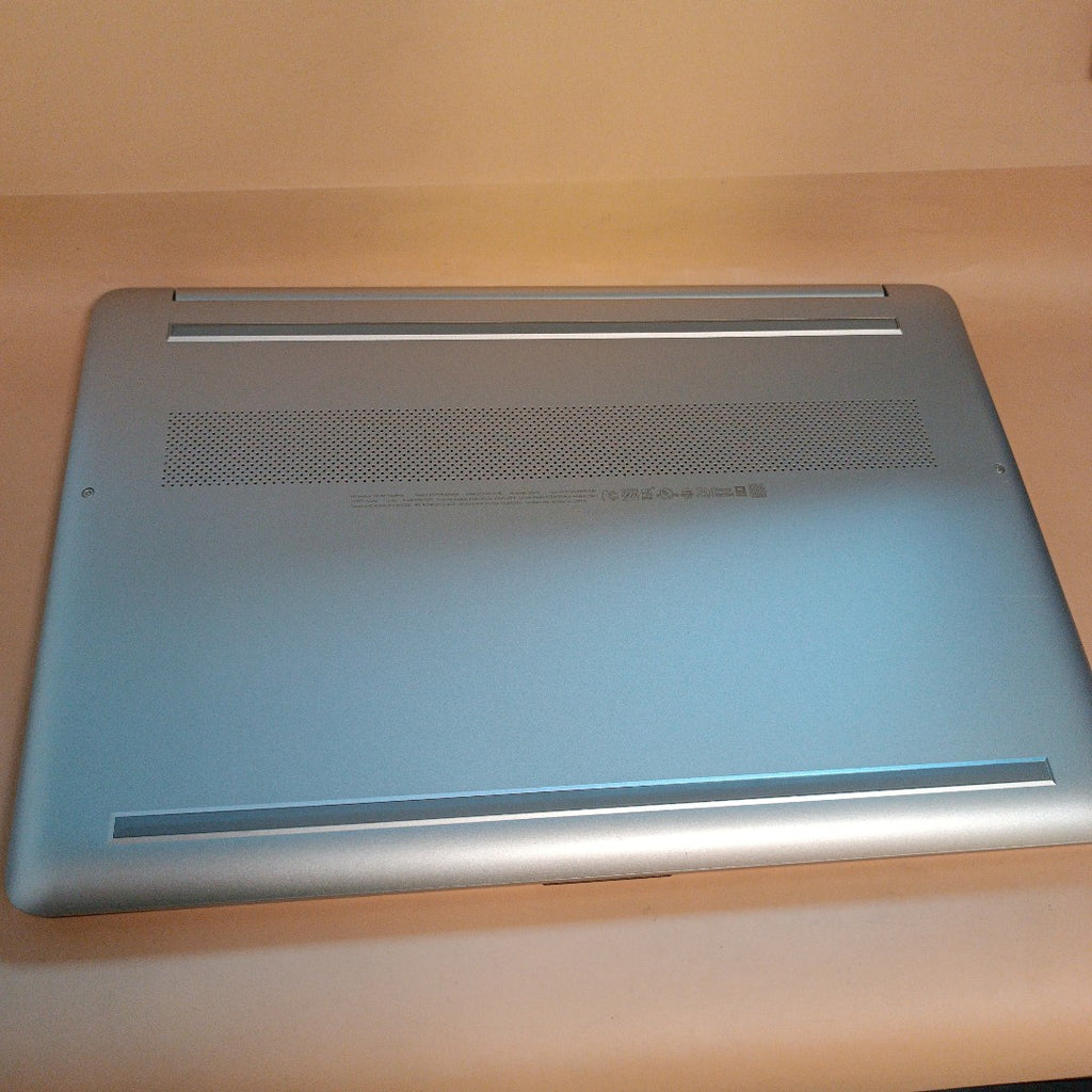 LAPTOP HP 15-DY0016LA (2023) 256 GB 12 GB RAM (SEMINUEVO)