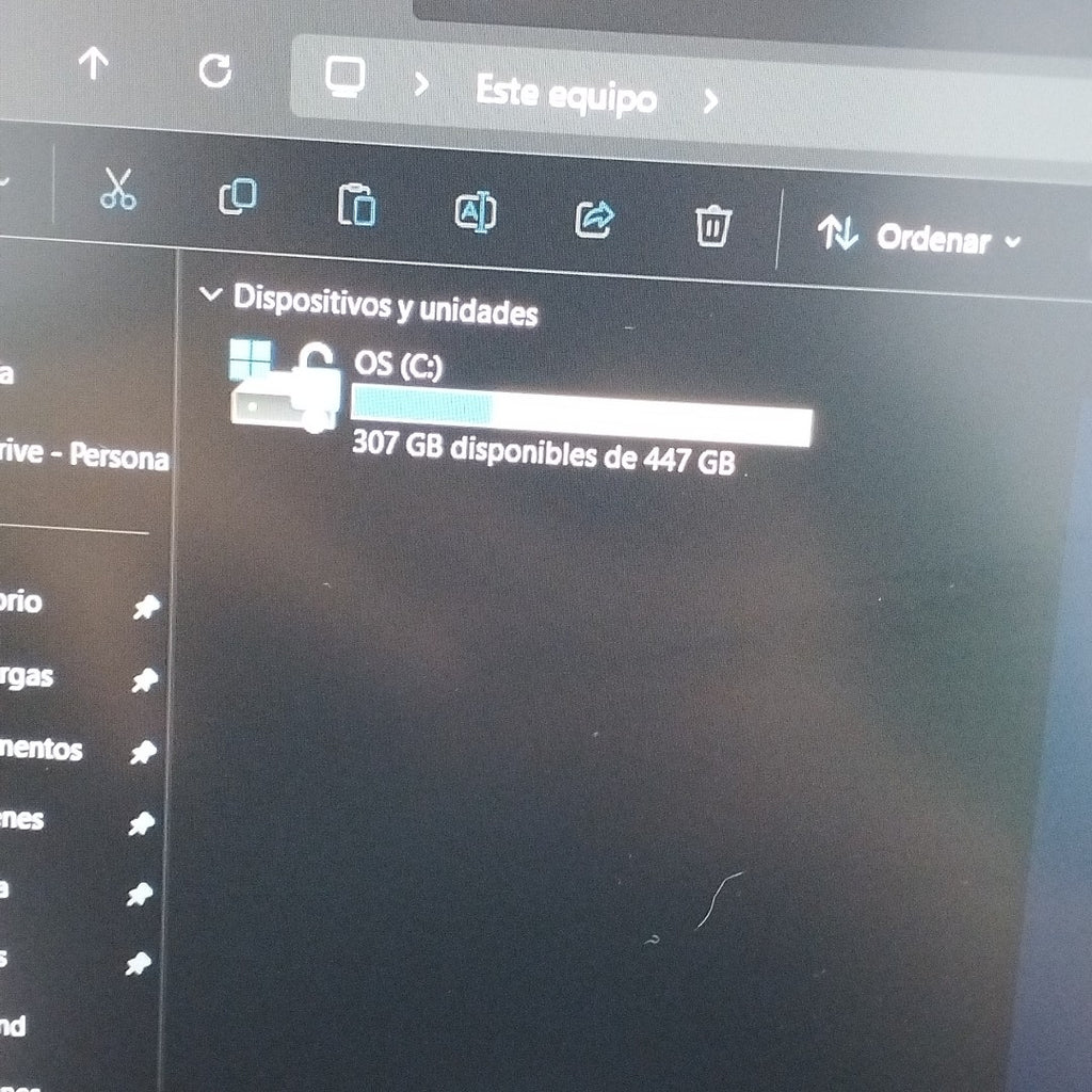 LAPTOP ASUS TUF GAMING A15 FA506NFR-HN007W (2024) 512 GB SSD 8 GB RAM (SEMINUEVO)