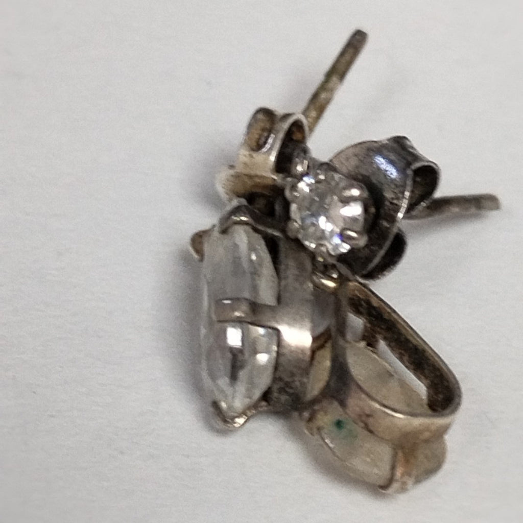 ARETES PAR PLATA 1.3 GRMS (SEMINUEVO)