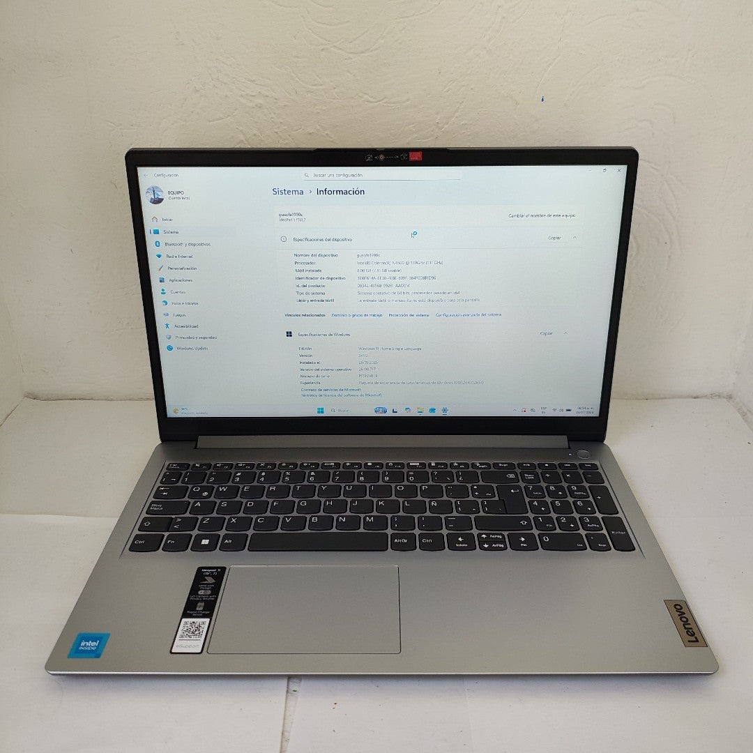 LAPTOP LENOVO IDEAPAD 1 15 IJL7 (2025) 256 GB SSD 8 GB RAM (SEMINUEVO)