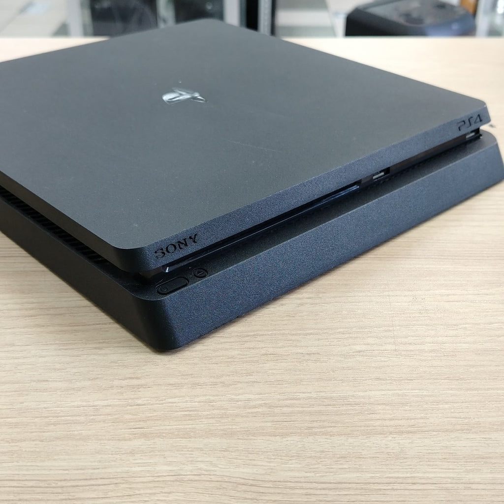 CONSOLA DE VIDEOJUEGO SONY PS4 SLIM 1 TB (SEMINUEVO)
