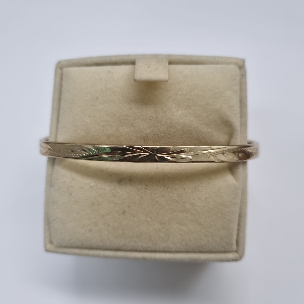 PULSERA RIGIDA ORO 10 K 4.2 GRMS (SEMINUEVO)