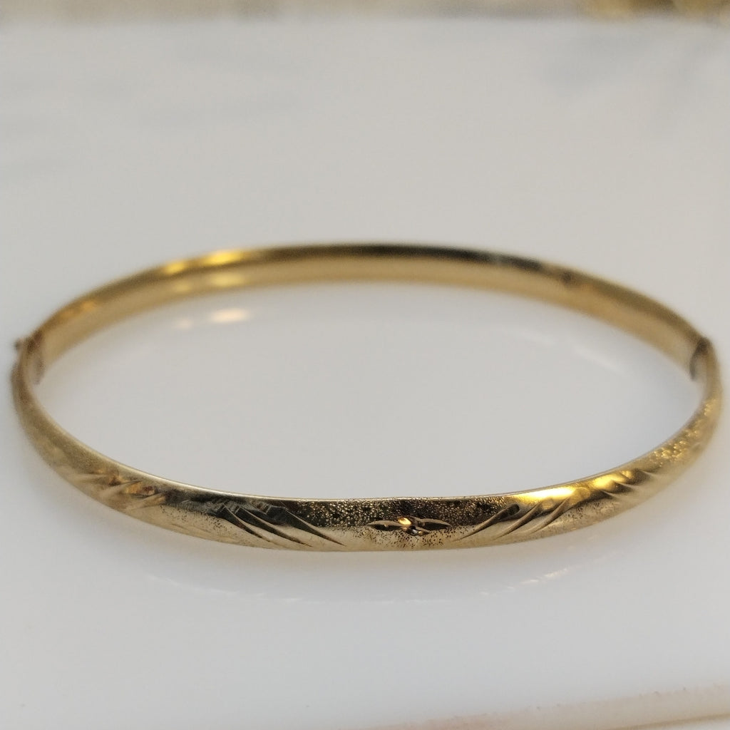 PULSERA RIGIDA ORO 10 K 6,30 GRMS (SEMINUEVO)