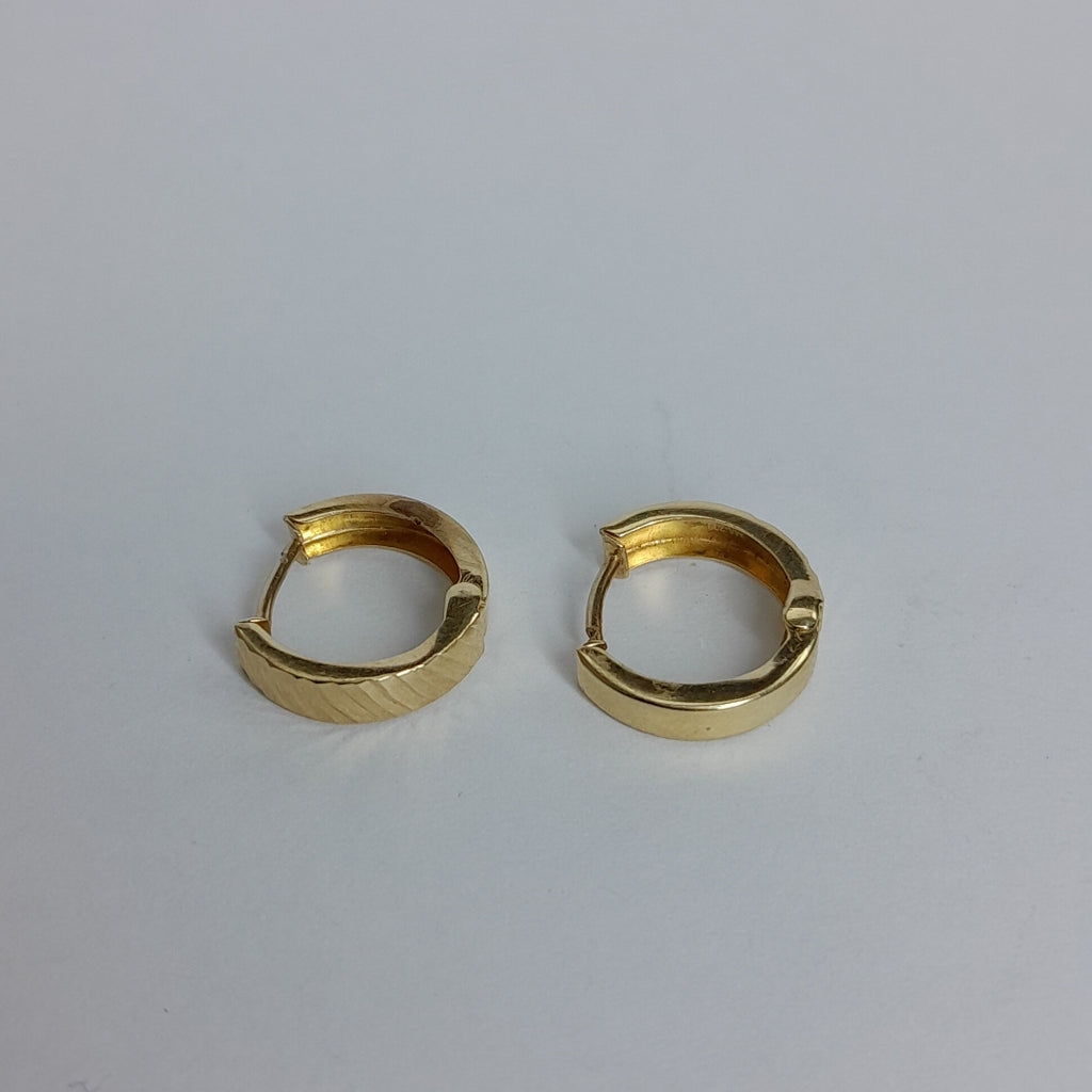 ARRACADAS PAR ORO 10 K 1 GRMS (SEMINUEVO)