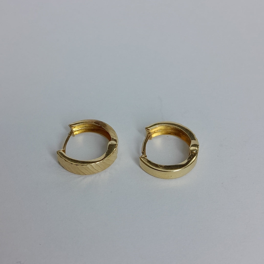 ARRACADAS PAR ORO 10 K 1 GRMS (SEMINUEVO)