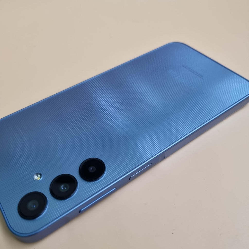 CELULAR SAMSUNG GALAXY A25 5G SM-A256E/N (2023) 128 GB 6 GB RAM (SEMINUEVO)
