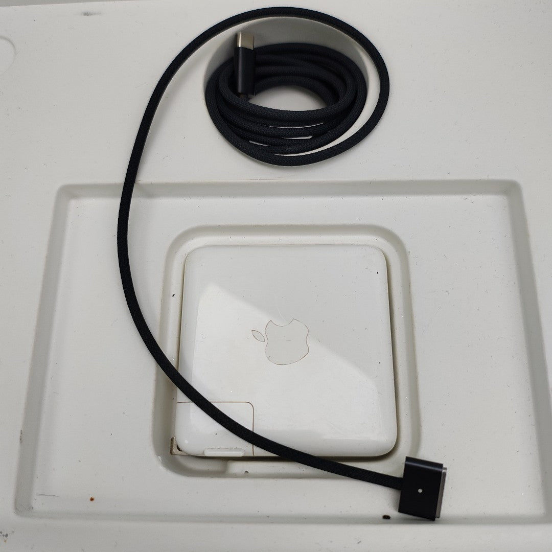 LAPTOP APPLE MACBOOK PRO 14" 2023 A2992 (CPU 12/GPU 18) 1 TB SSD 18 GB RAM (SEMINUEVO)