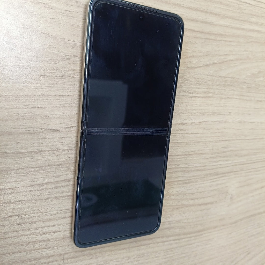 CELULAR MOTOROLA MOTO RAZR 50 XT2453-2 (2024) 512 GB 12 GB RAM