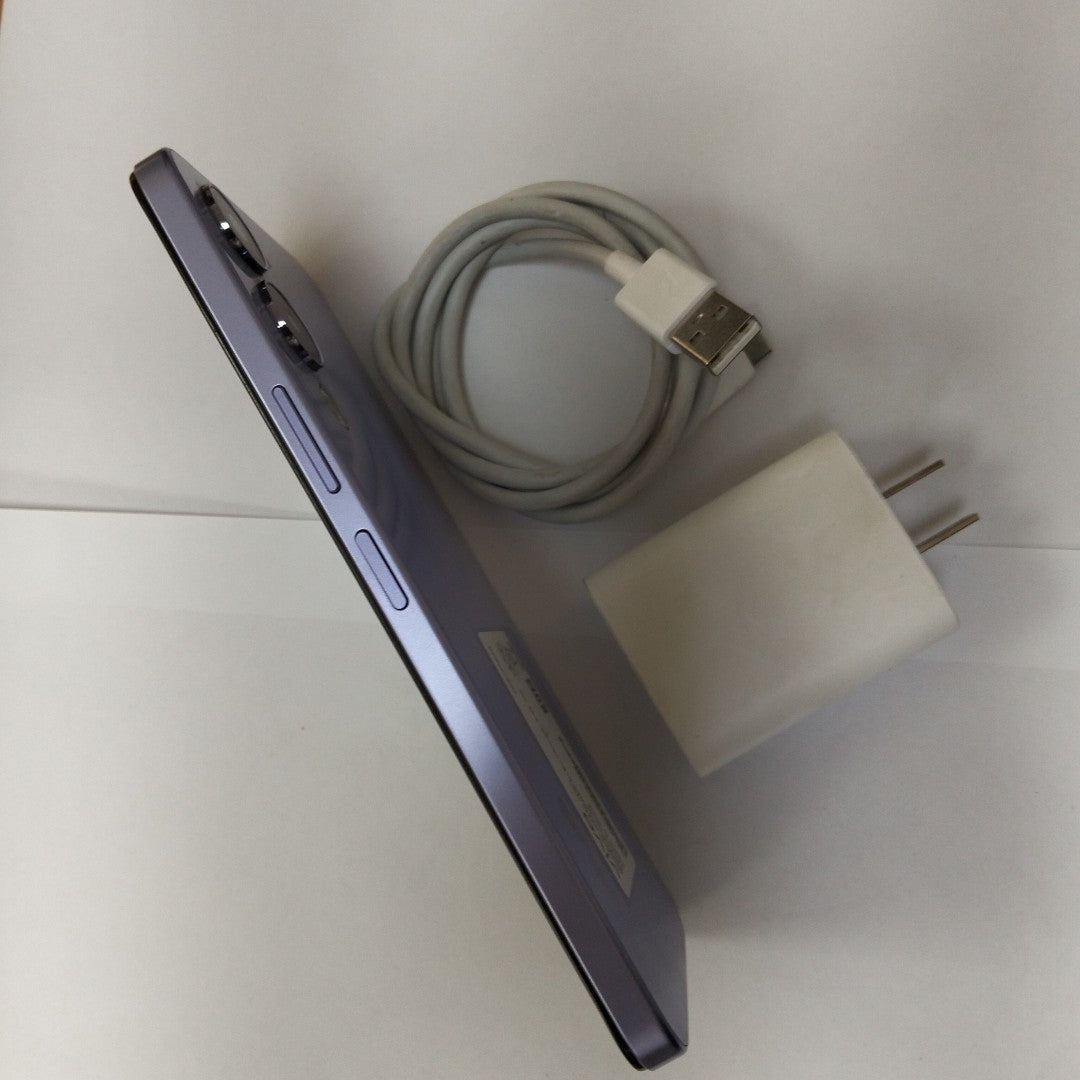 CELULAR VIVO Y04 V2430 (2025) 256 GB 4 GB RAM (SEMINUEVO)