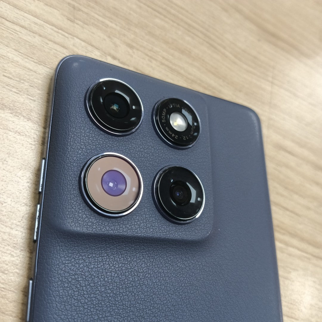CELULAR MOTOROLA EDGE 60 FUSION XT2503-1 (2025) 256 GB 8 GB RAM (SEMINUEVO)