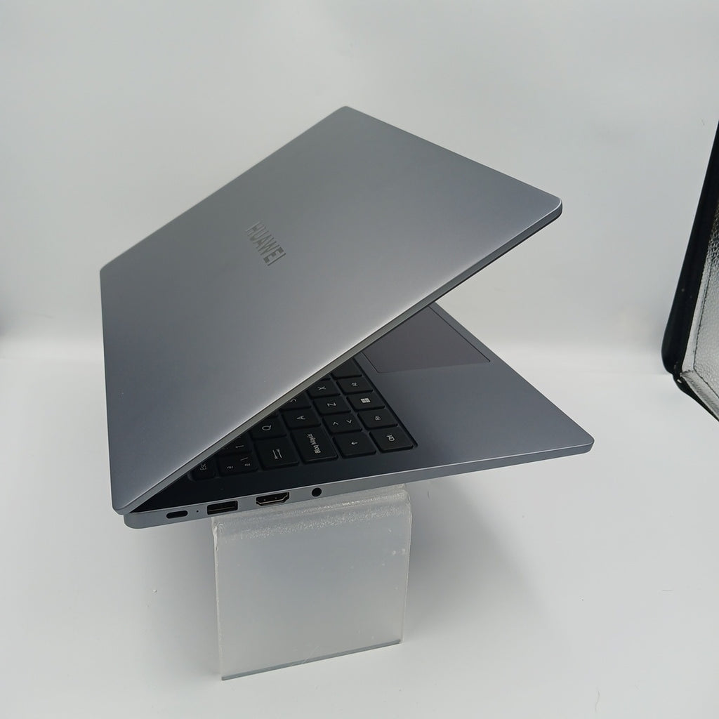 LAPTOP HUAWEI MATEBOOK D14 MDF-X (2024) 512 GB SSD 16 GB RAM