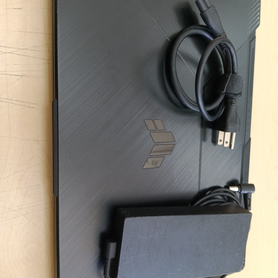 LAPTOP ASUS TUF GAMING F15 FX506HCB-HN144W (2023) 512 GB SSD 32 GB RAM (SEMINUEVO)