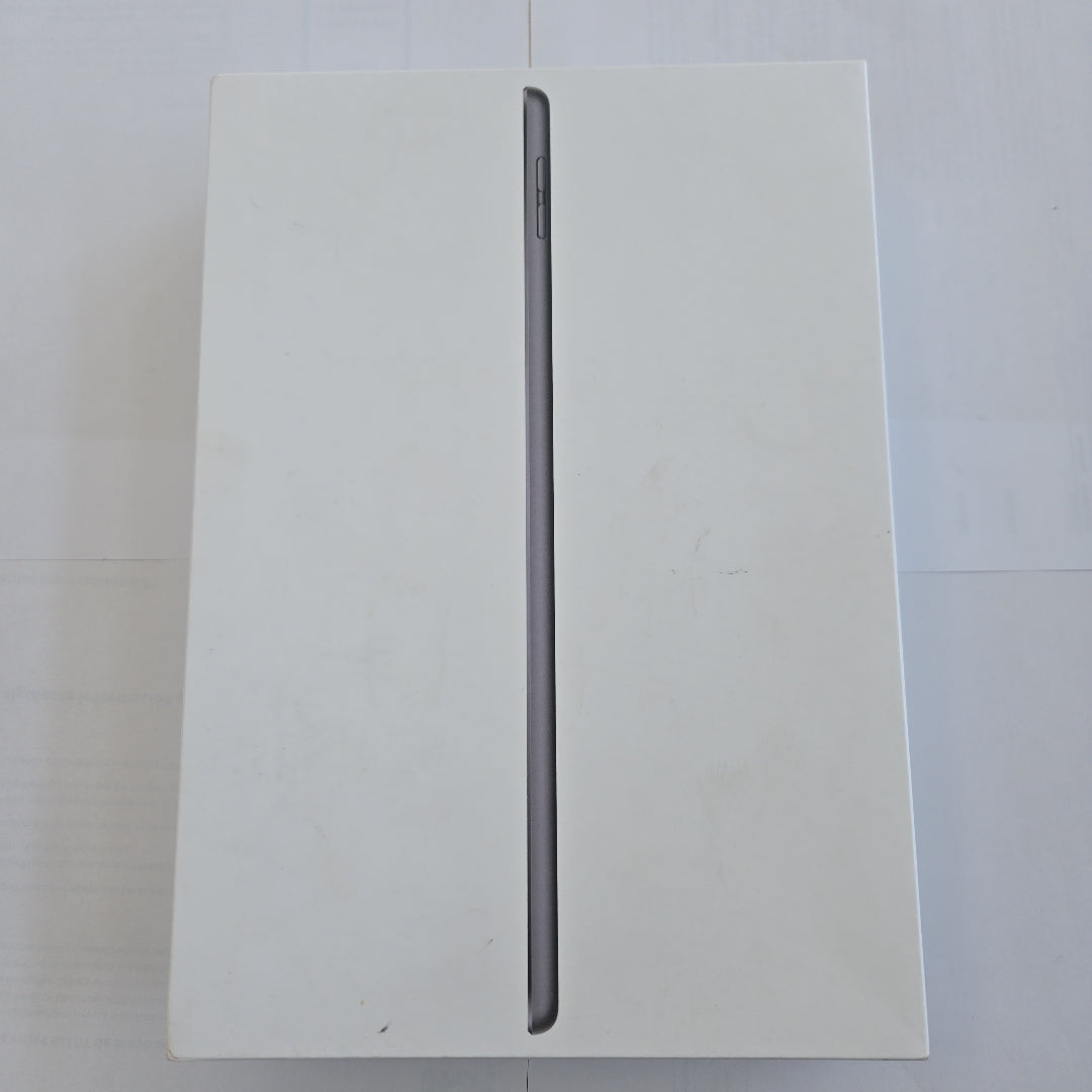 TABLETA APPLE IPAD 9 A2602 64 GB 3 GB RAM (SEMINUEVO)