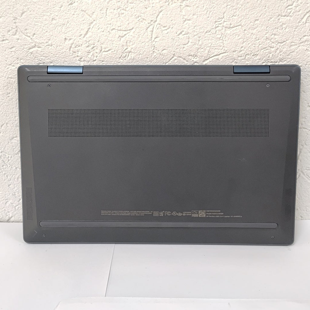 LAPTOP HP PAVILION X360 14-EK0008LA (2024) 512 GB SSD 8 GB RAM (SEMINUEVO)