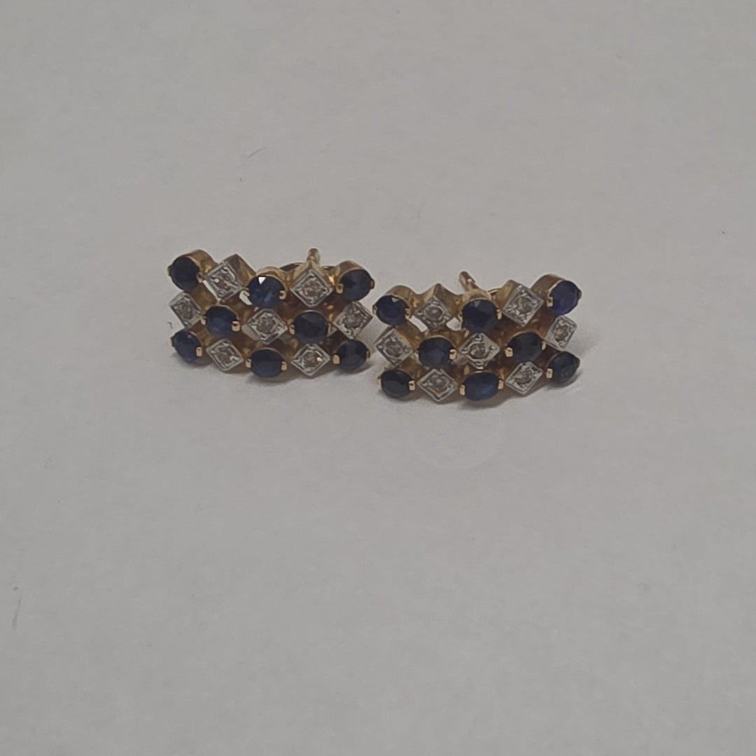 ARETES PAR ORO 18 K 5.5 GRMS (SEMINUEVO)