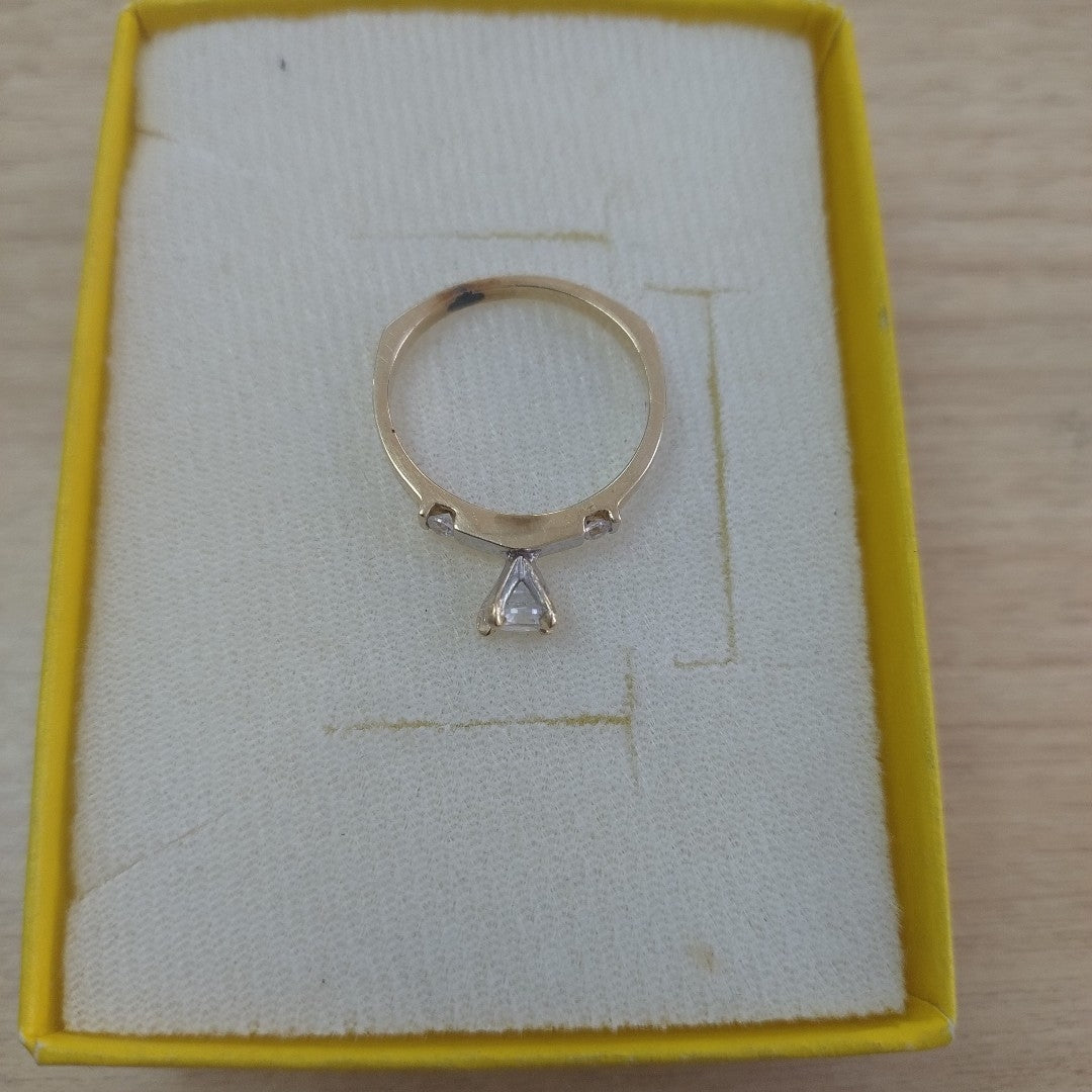 SOLITARIO ORO 14 K 3.3 GRMS (SEMINUEVO)