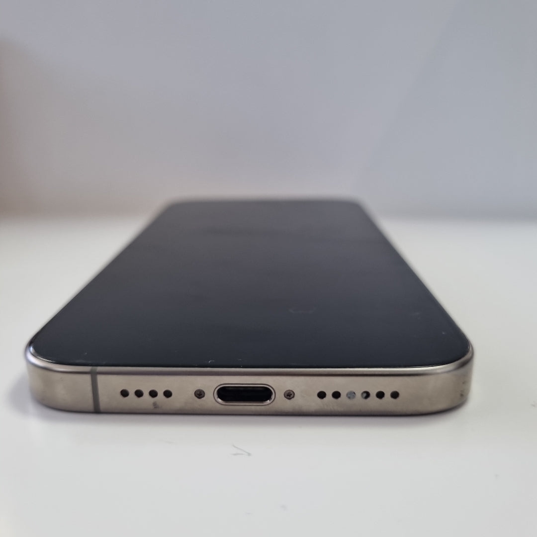 CELULAR APPLE IPHONE 16 PRO MAX A3295 (2024) 512 GB 8 GB RAM (SEMINUEVO)