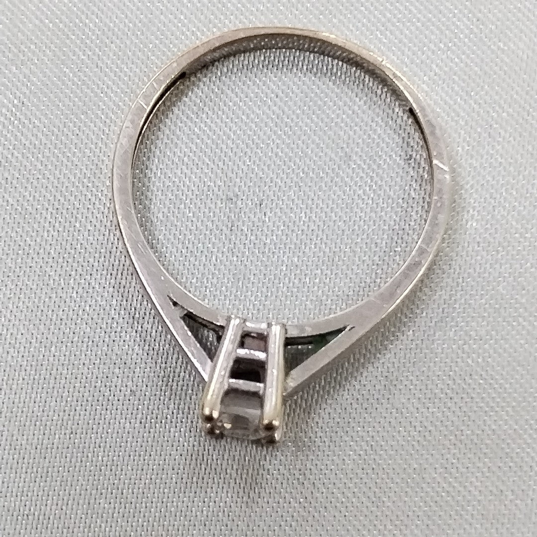 SOLITARIO ORO, ORO BLANCO 14 K 2 GRMS (SEMINUEVO)