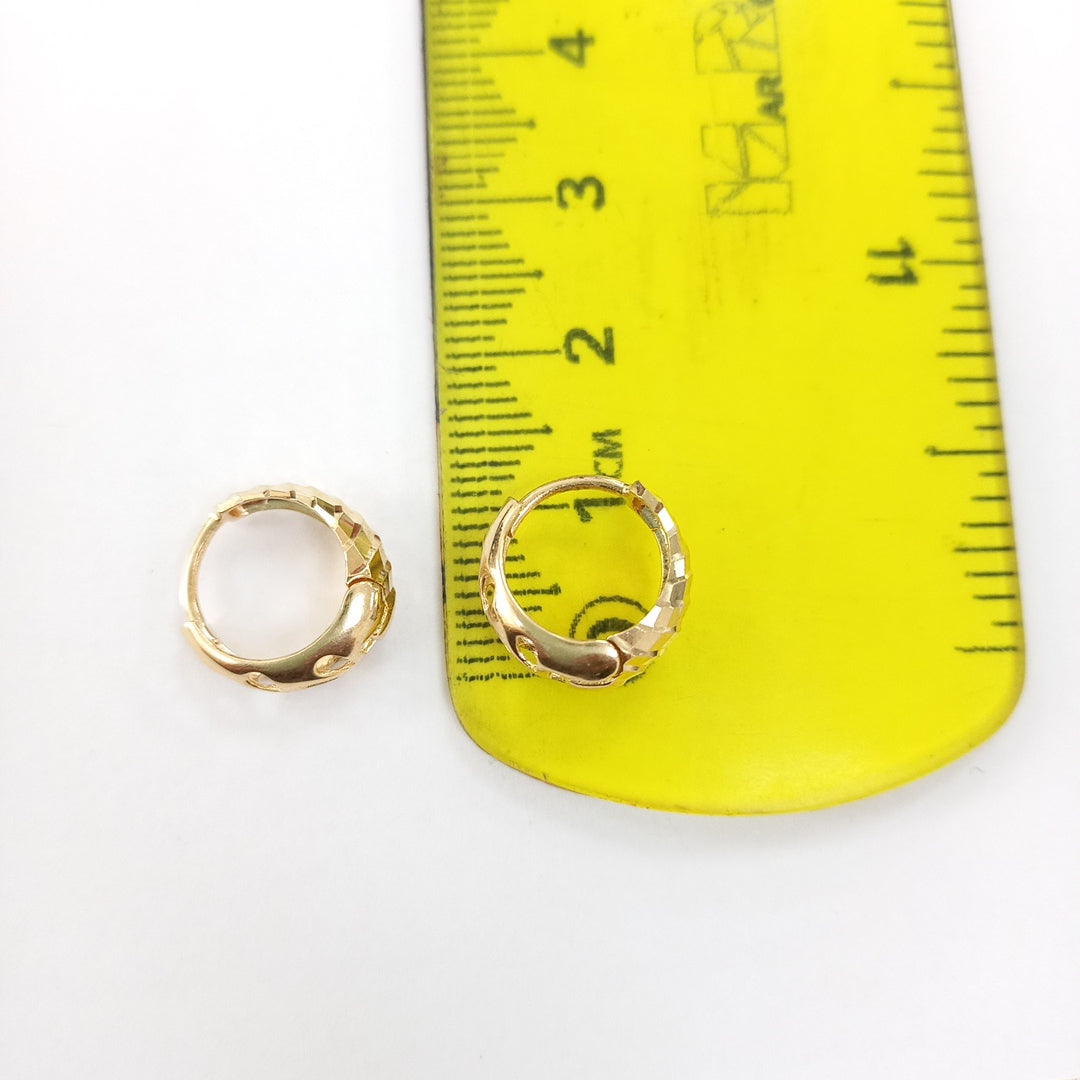 HUGGIES ORO 14K 1.8 (NUEVO)