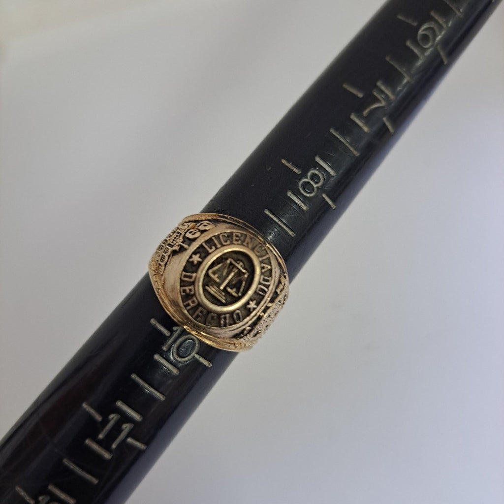 ANILLO DE GRADUACIÓN ORO 8 K 17.9 GRMS (SEMINUEVO)