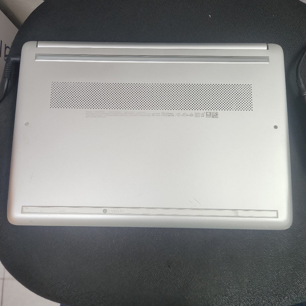 LAPTOP HP 14-DQ0532LA (2024) 128 GB SSD 4 GB RAM