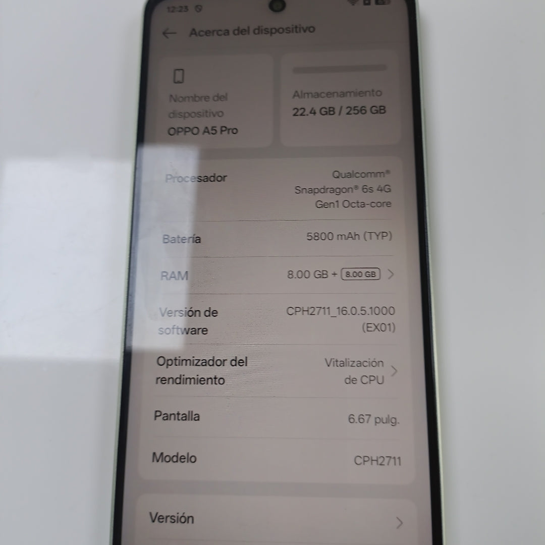 CELULAR OPPO A5 PRO CPH2711 (2025) 256 GB 8 GB RAM (SEMINUEVO)