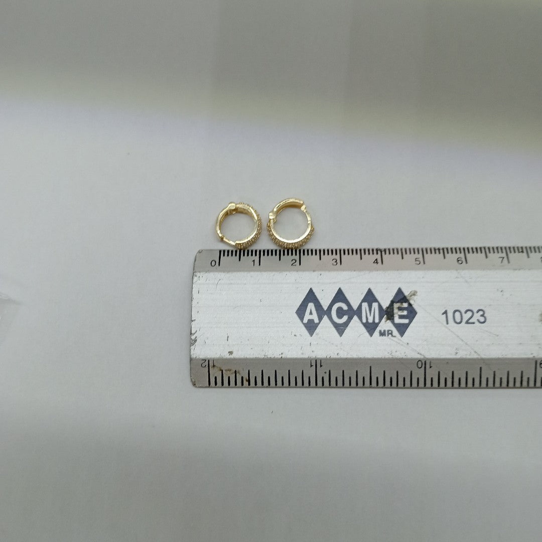 ARETES HUGGIE CON CIRCONIAS 14K 2.1 GR (NUEVO)