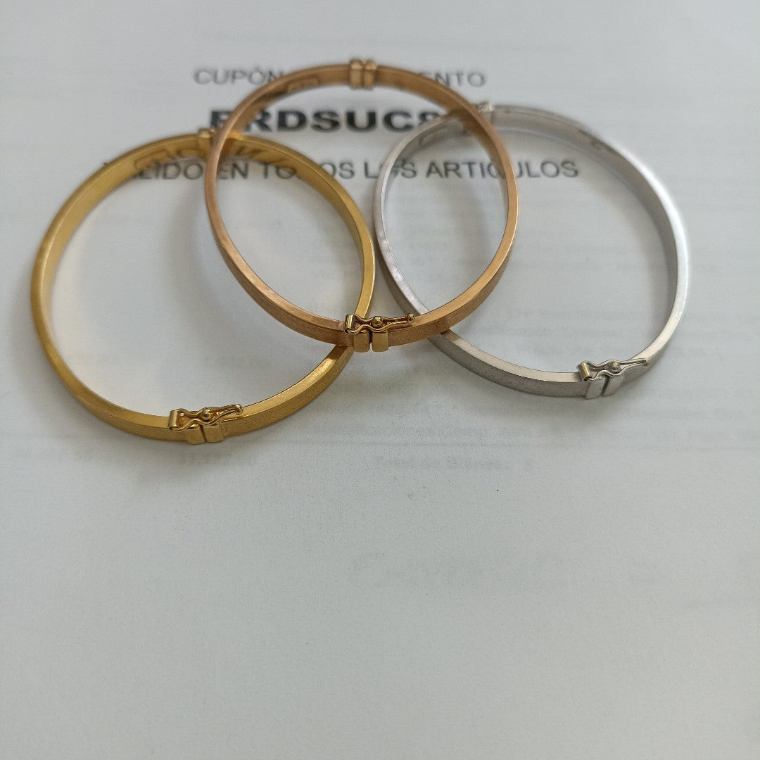 PULSERA RIGIDA ORO COMBINADO 14 K 18,80 GRMS (SEMINUEVO)
