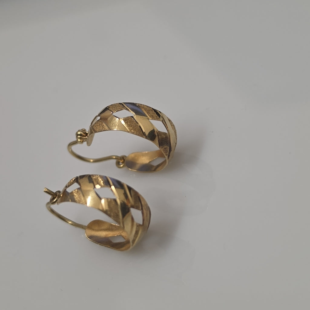ARRACADAS PAR ORO 14 K 2.4 GRMS (SEMINUEVO)