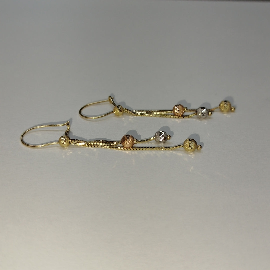 ARETES PAR ORO COMBINADO 10 K 1,40 GRMS (SEMINUEVO)
