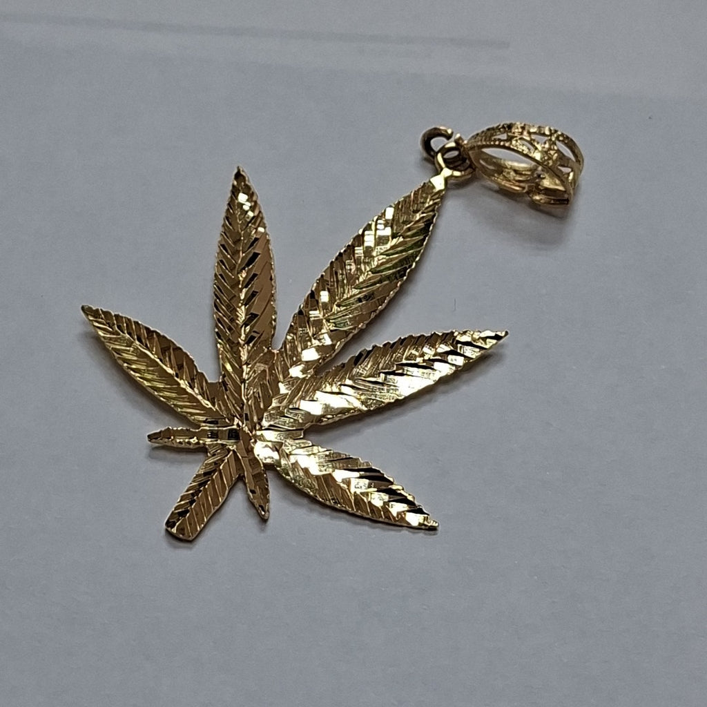 DIJE ORO 14 K 5.8 GRMS (SEMINUEVO)