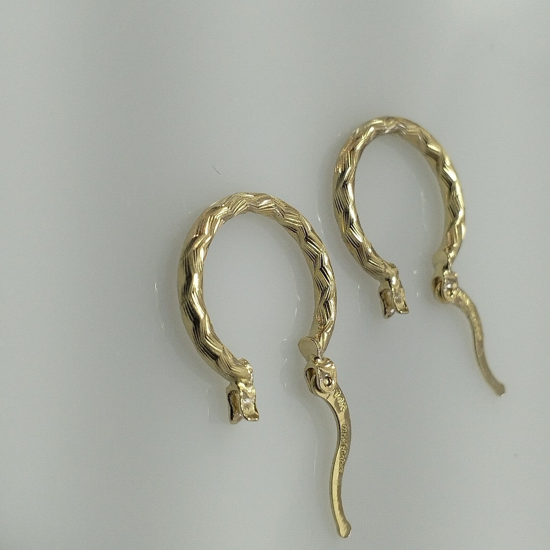 ARETES ARRACADAS TRENZADAS 14K 18 1.6 GR (NUEVO)